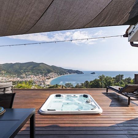 Spettacolare Vista Isola Terrazza E Idromassaggio Villa Noli Kültér fotó